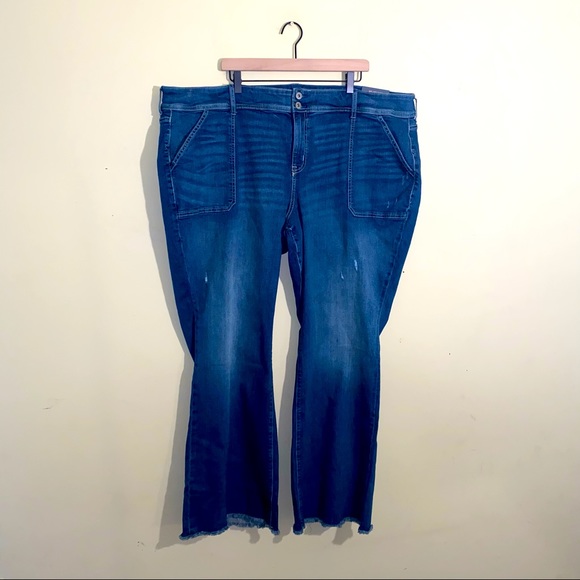 NWT TORRID distressed bootcut jeans 28L
